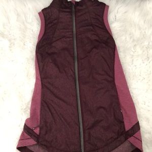 Women’s size 6 burgundy lululemon vest